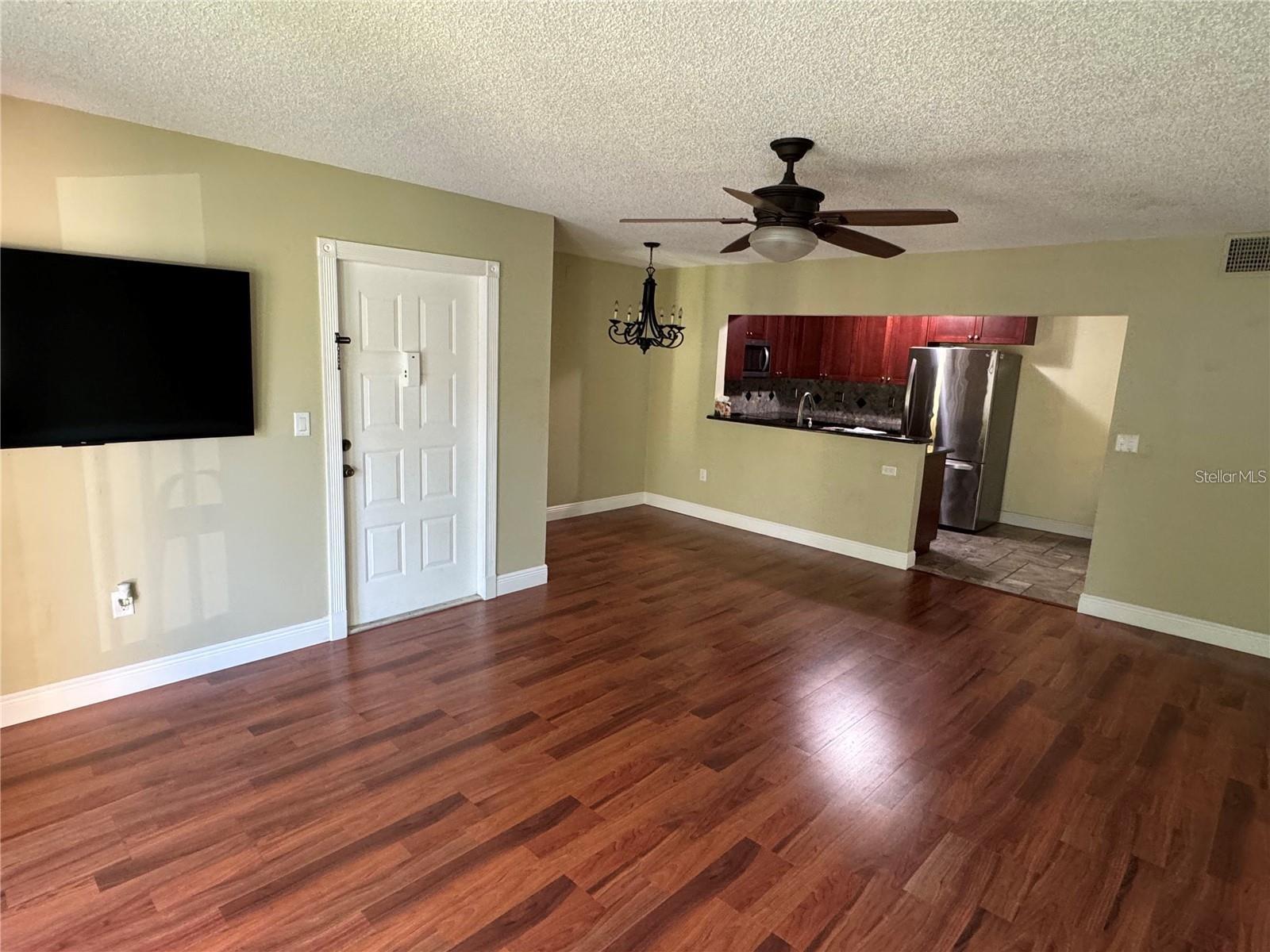 PINE RIDGE AT LAKE TARPON - Residential Lease
