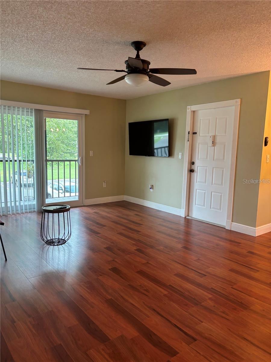 PINE RIDGE AT LAKE TARPON - Residential Lease