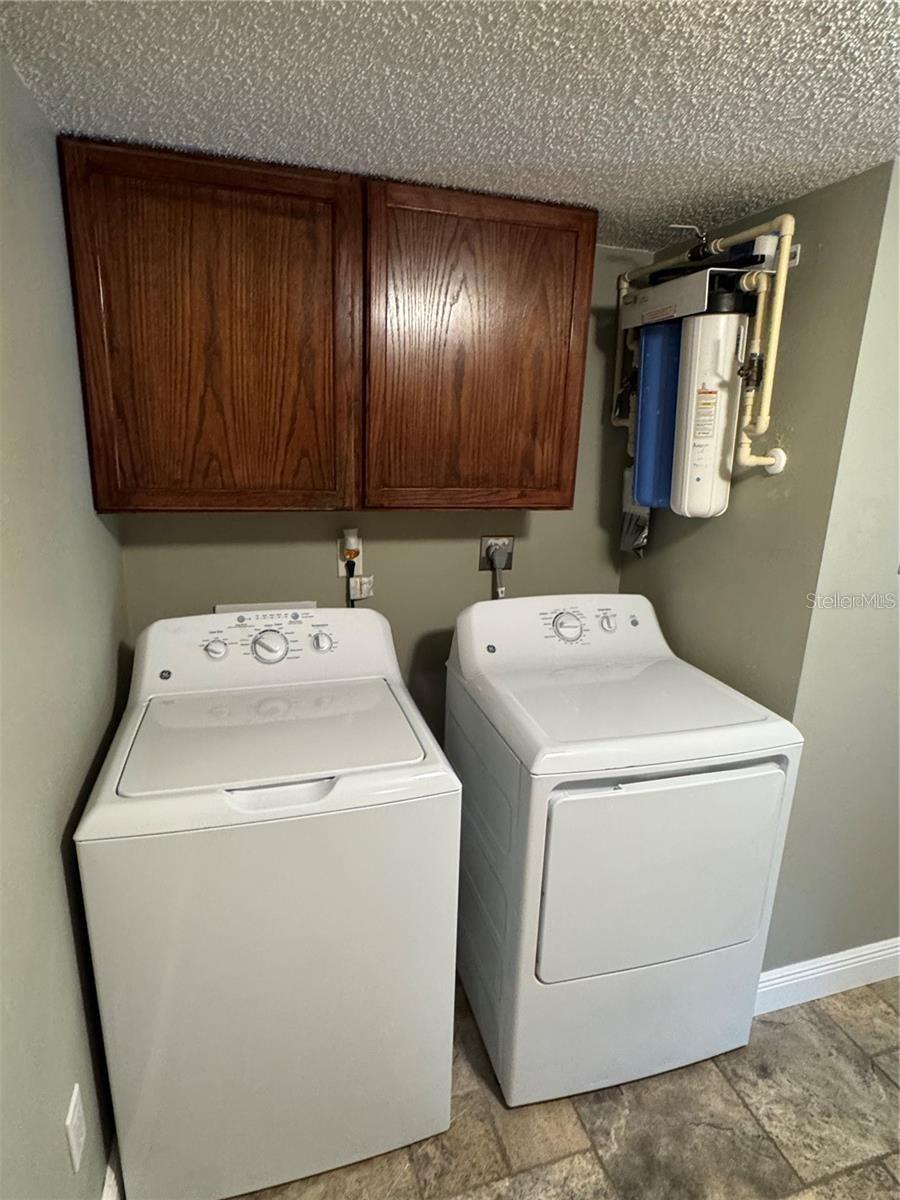 PINE RIDGE AT LAKE TARPON - Residential Lease