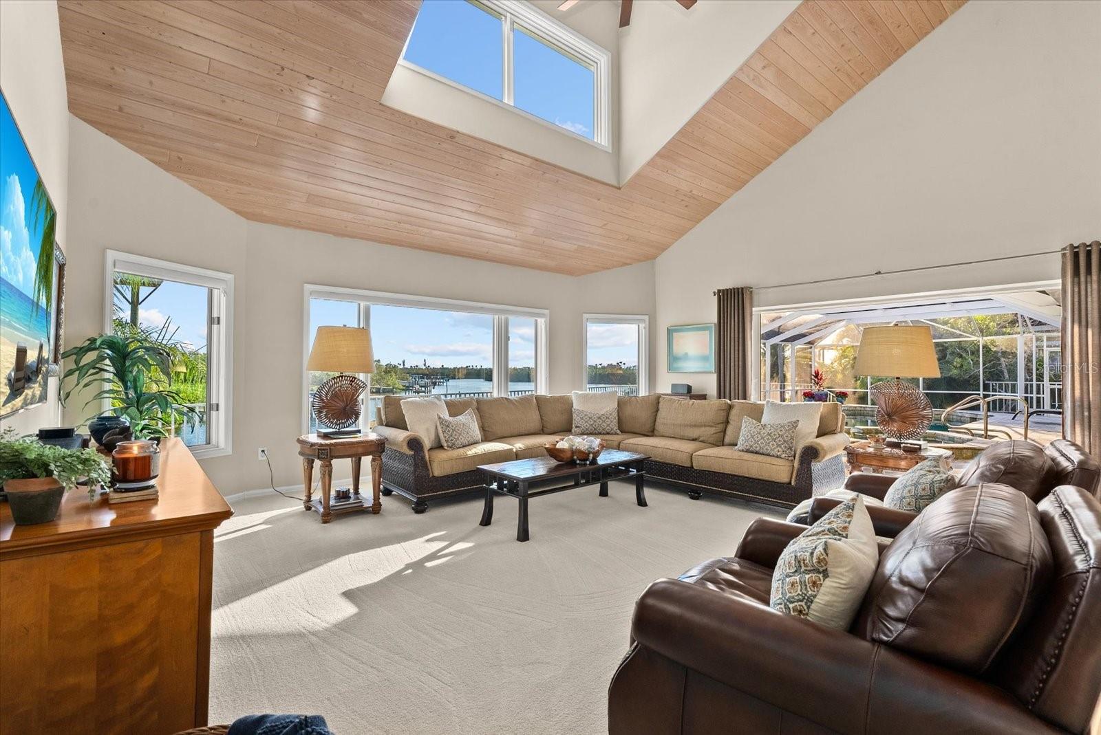 SOUTH CREEK - Residential