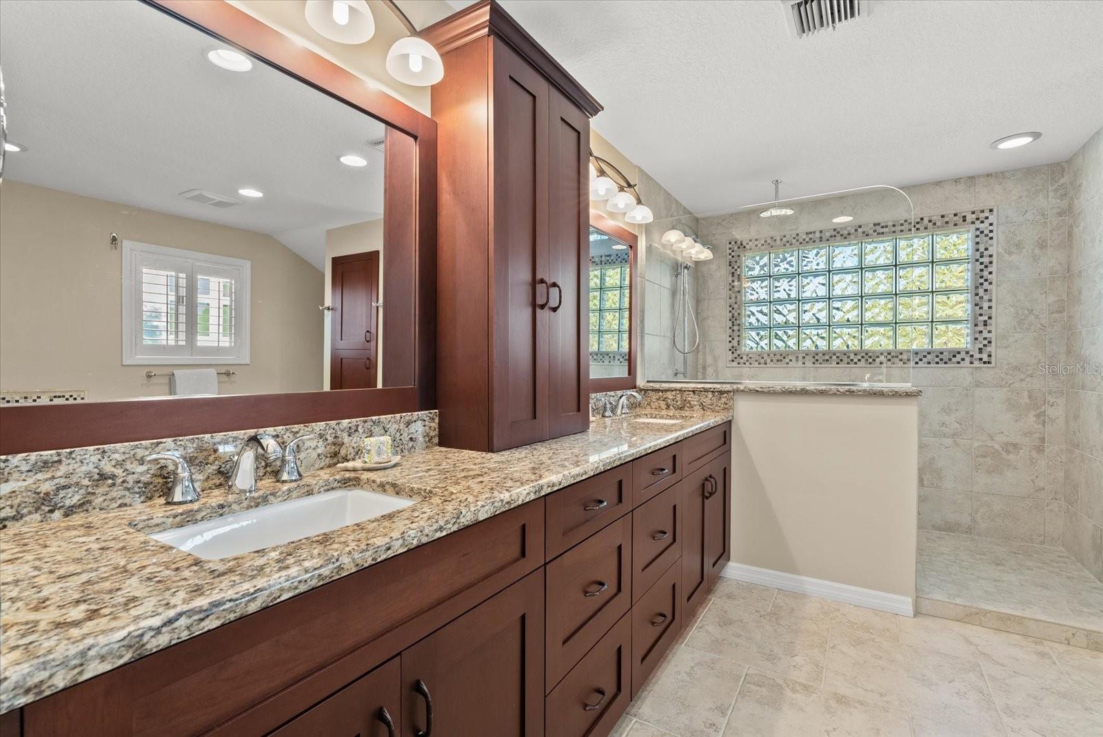 SOUTH CREEK - Residential