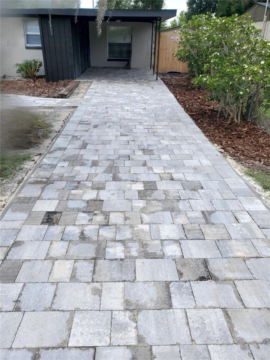 LAKE BARTON PARK - Residential