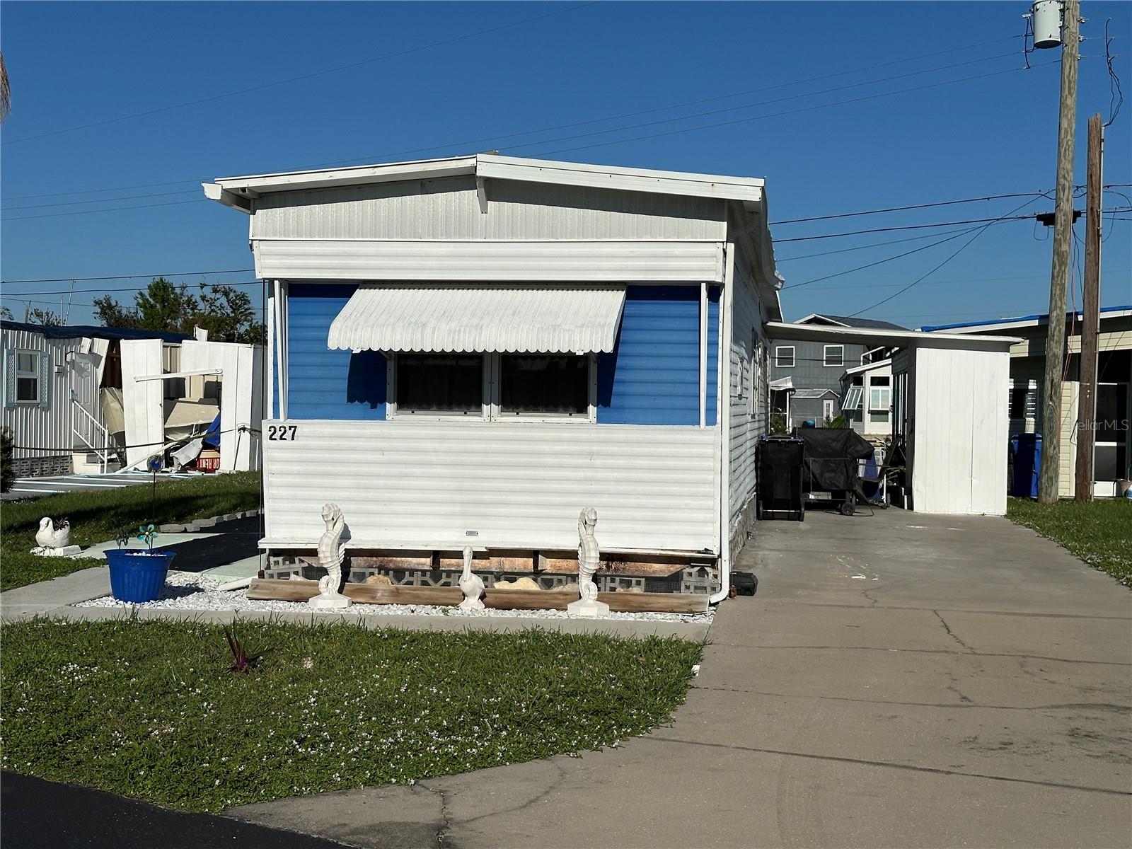 Price reduced! Location, location, 2 bedrooms and one-bathroom, Cute tiny home in 55+ popular Colonial Manor, located within City of Venice. Carport & lanai have been removed because of Hurricane damage. Sold “As Is” with furniture, price on land value only. Low affordable HOA monthly fee $195, fees including water, sewer, trash pickup & lawn care, community amenities: community pool, manager, pool maintenance, recreational facilities, Billard room, horseshoes pits, shuffleboard courts & a small memorial legacy garden. 5 minutes’ drive to Venice downtown, 10 minutes to Venice beach