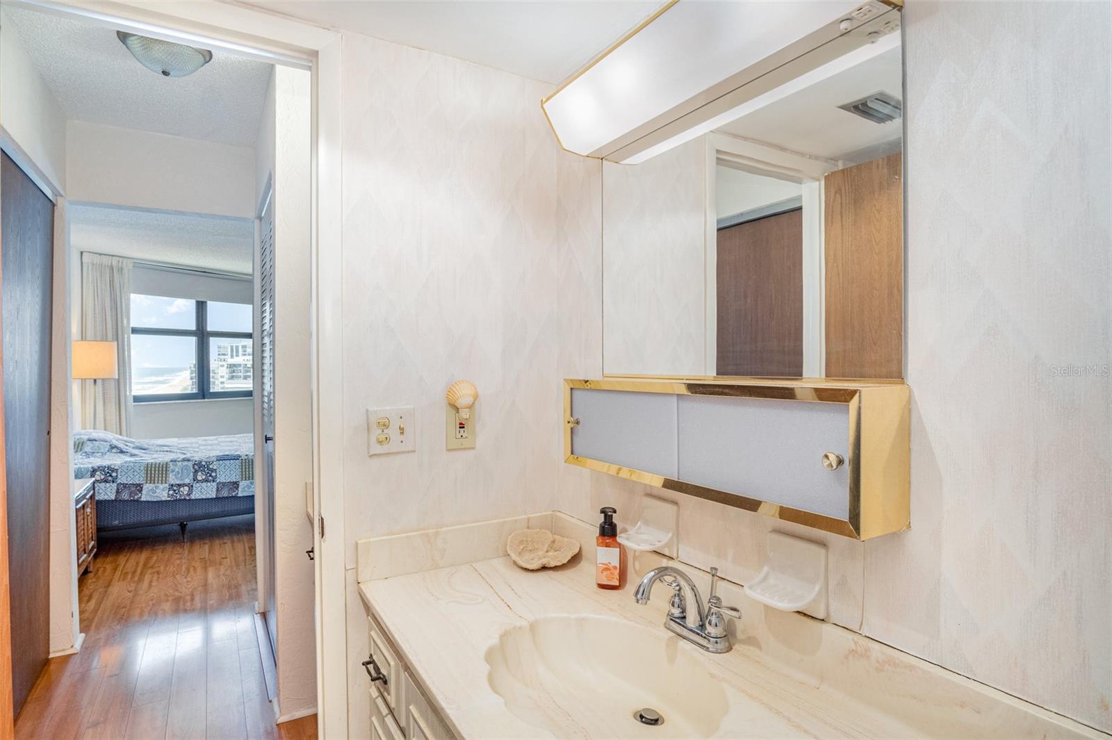 REGENCY PLAZA CONDO - Residential