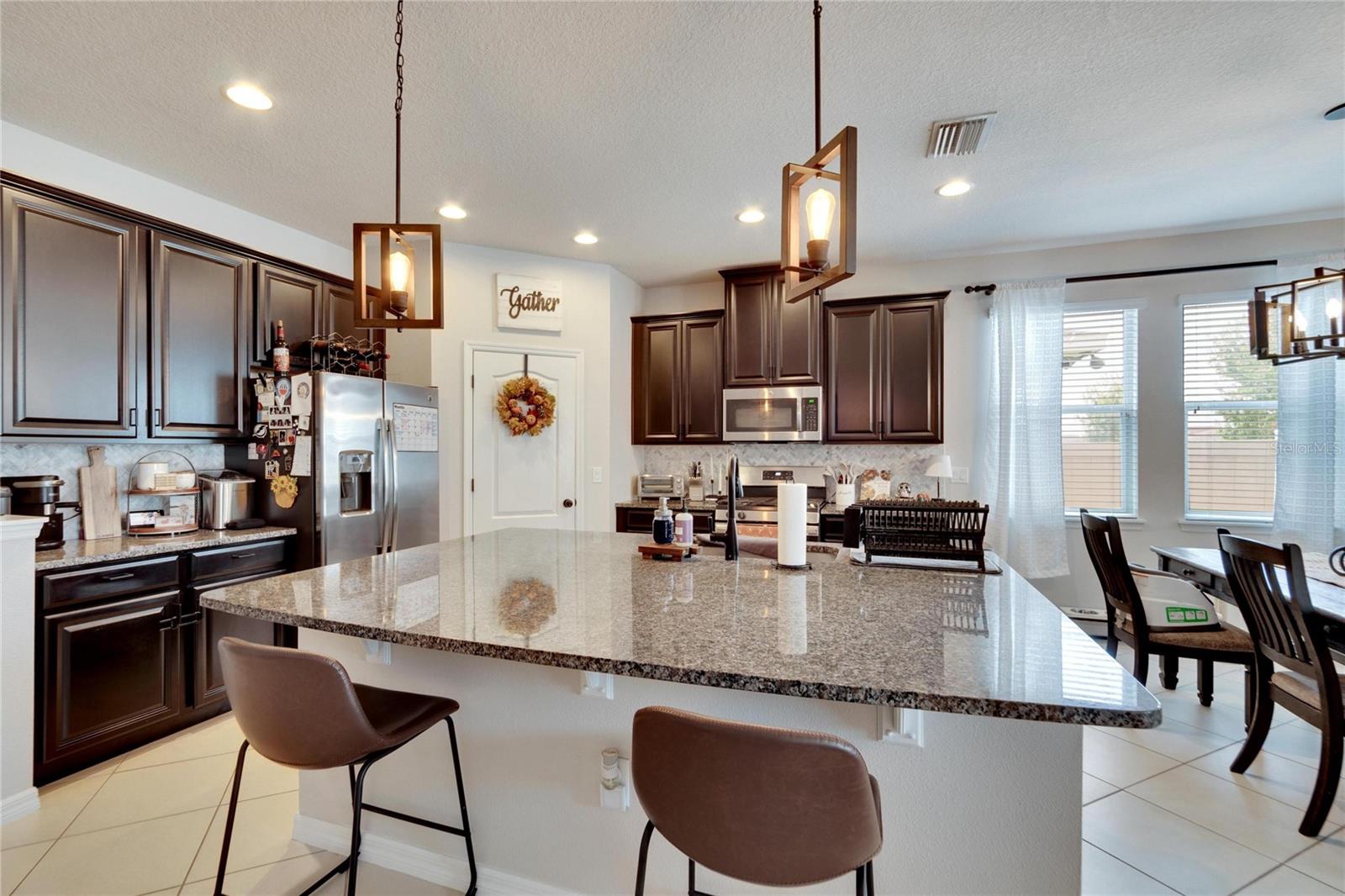 LUCAYA LAKE CLUB PH 2E - Residential