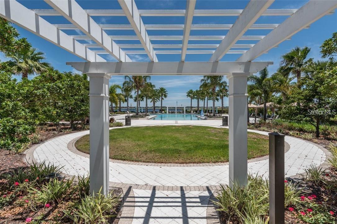 LUCAYA LAKE CLUB PH 2E - Residential