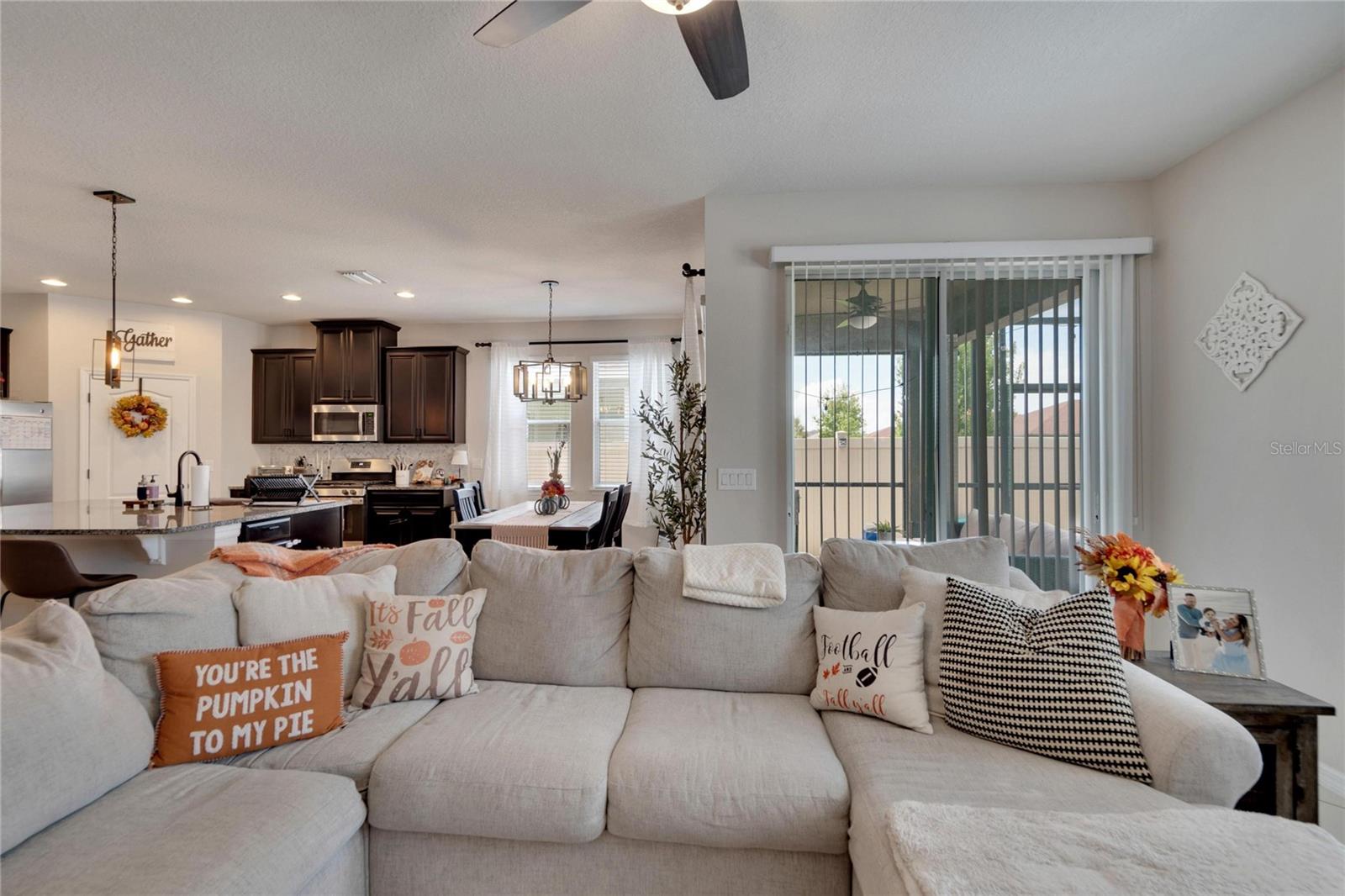 LUCAYA LAKE CLUB PH 2E - Residential