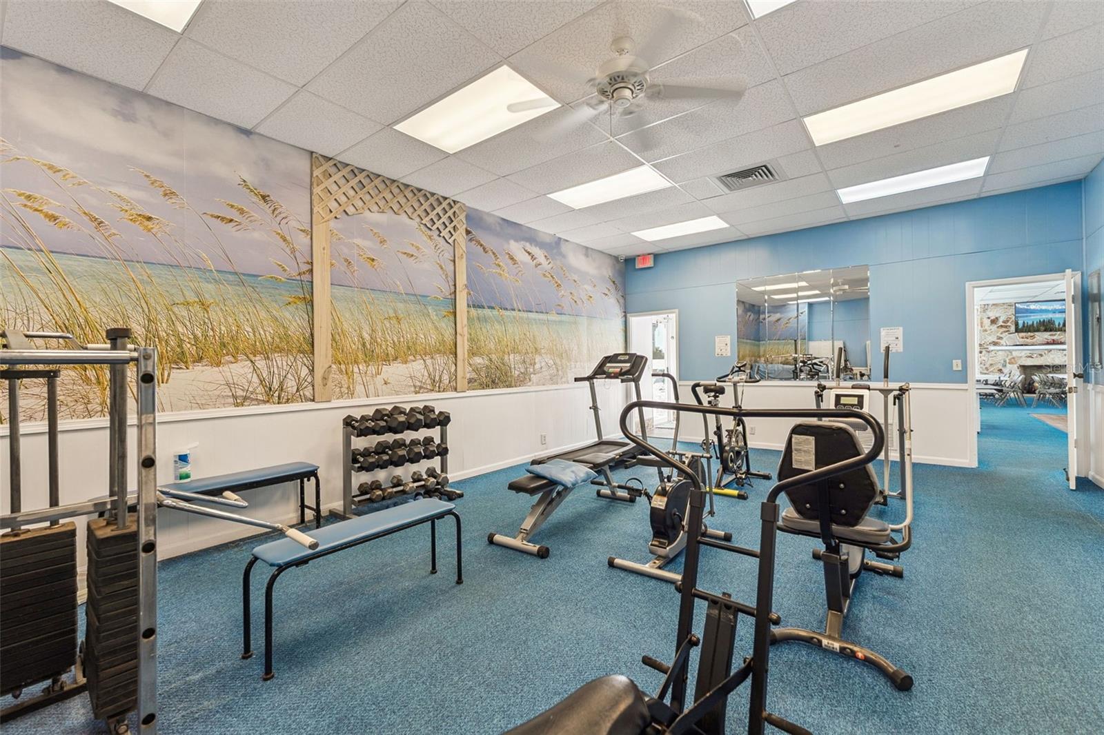 VANTAGE POINTE POOL & RACQUET CLUB CONDO - Residential