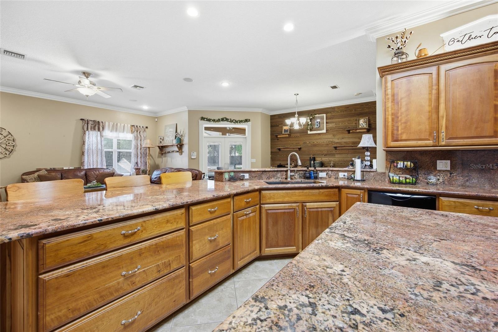 HIGHLAND POINT SUB - Residential