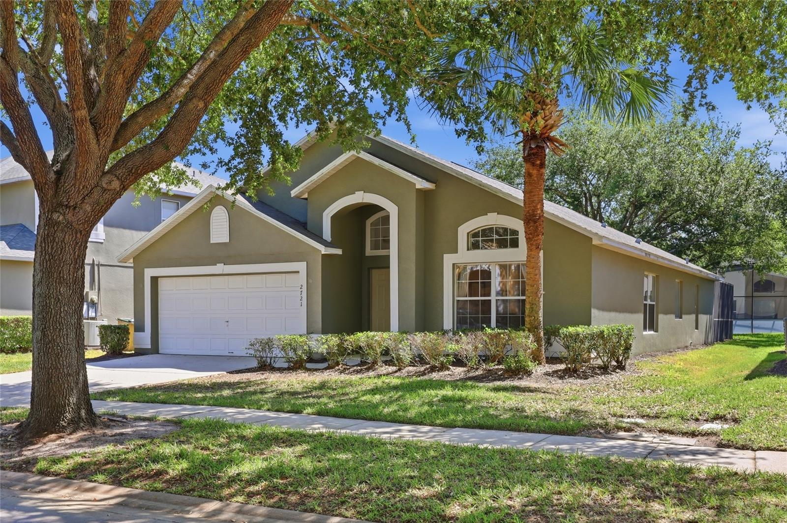 EMERALD ISLAND RESORT PH 4 - Residential