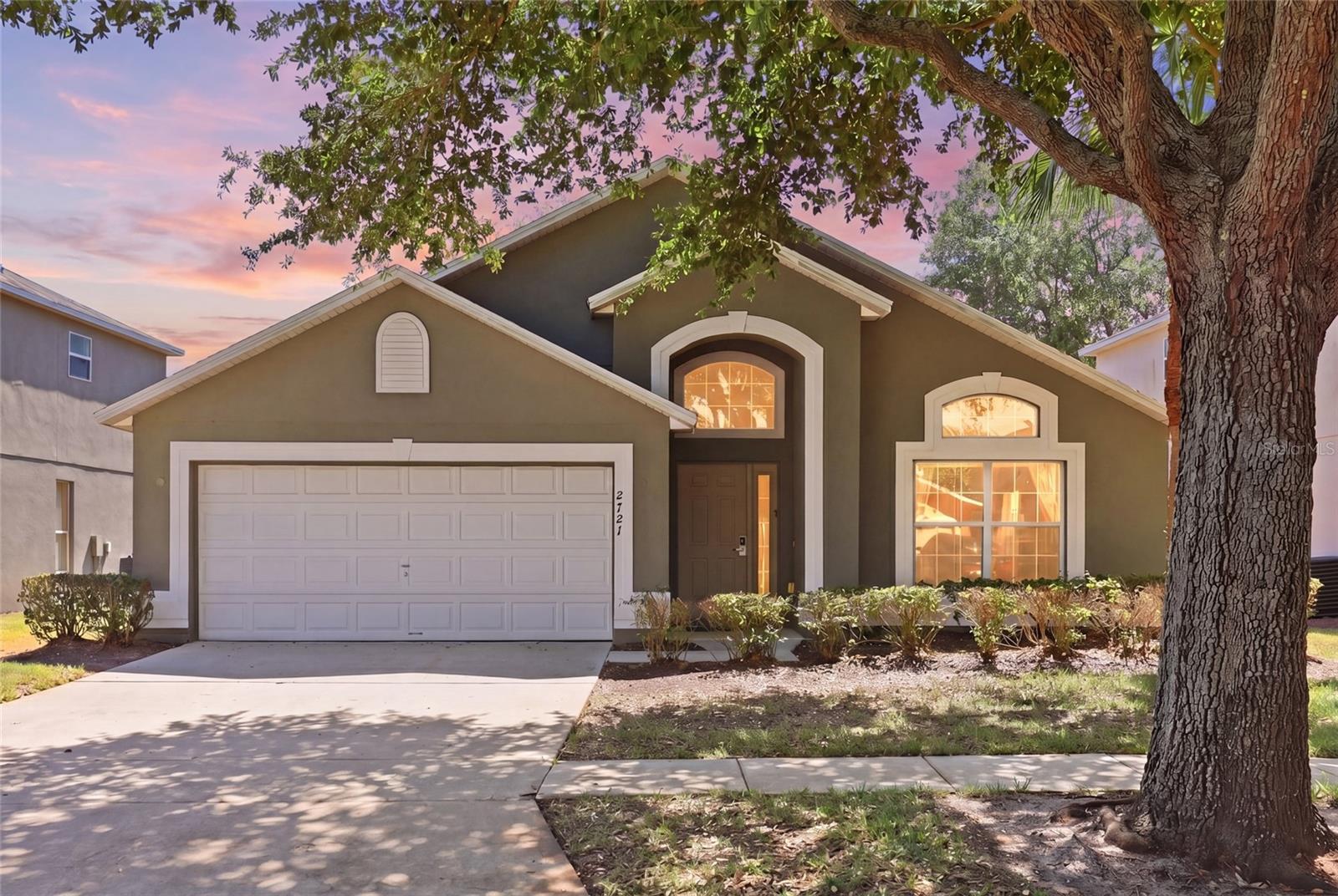 EMERALD ISLAND RESORT PH 4 - Residential