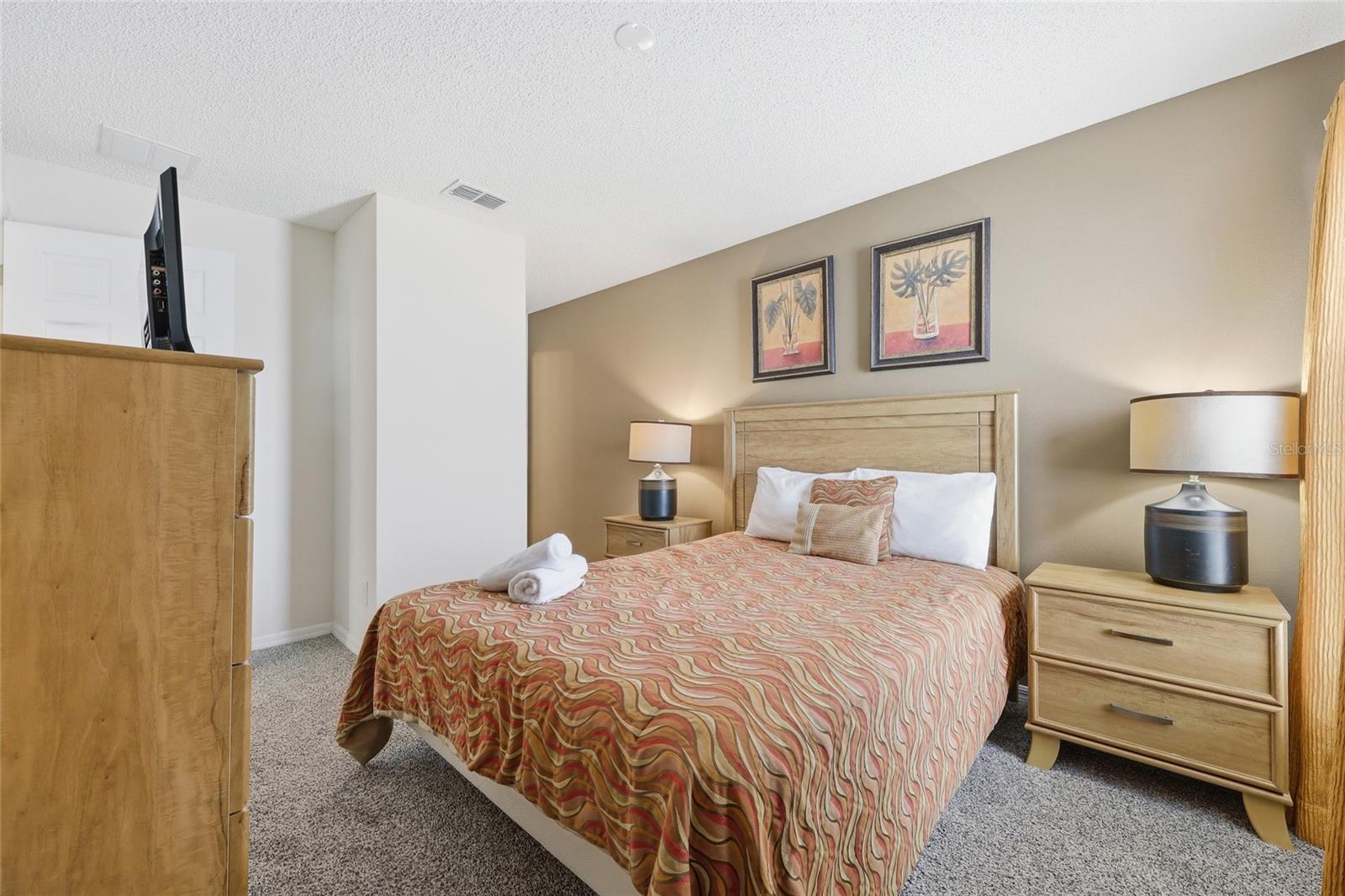 EMERALD ISLAND RESORT PH 4 - Residential