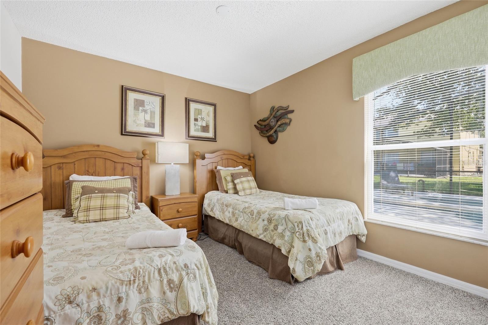 EMERALD ISLAND RESORT PH 4 - Residential