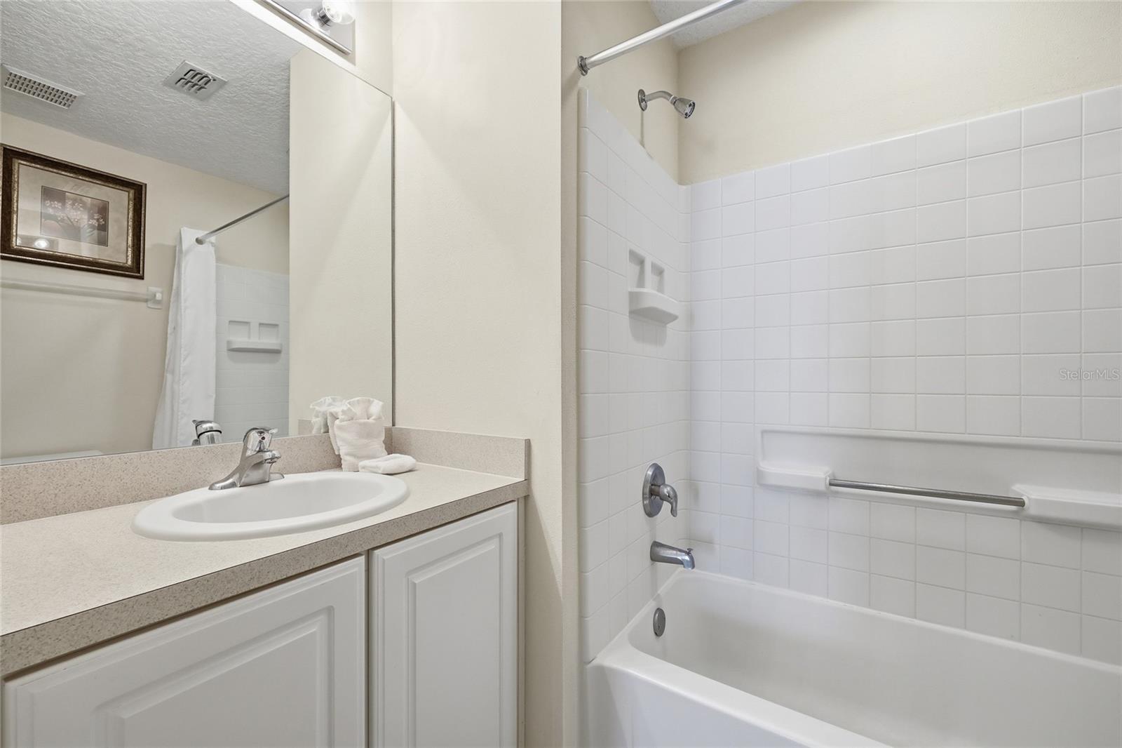 EMERALD ISLAND RESORT PH 4 - Residential