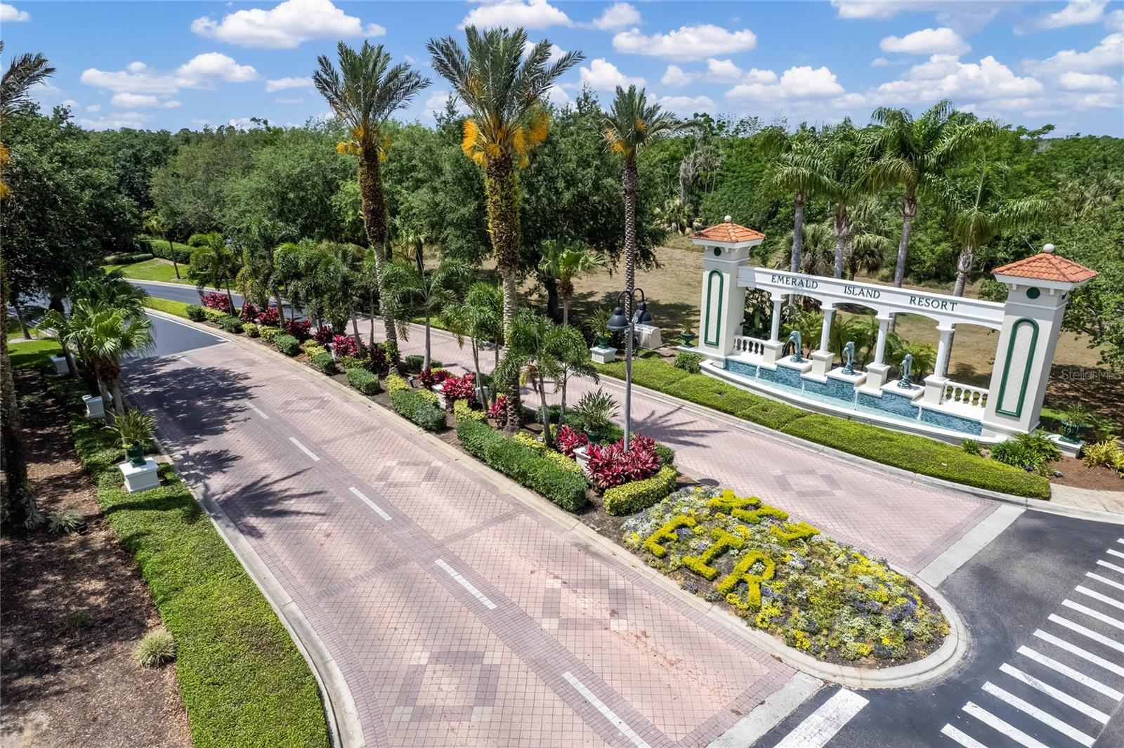 EMERALD ISLAND RESORT PH 4 - Residential