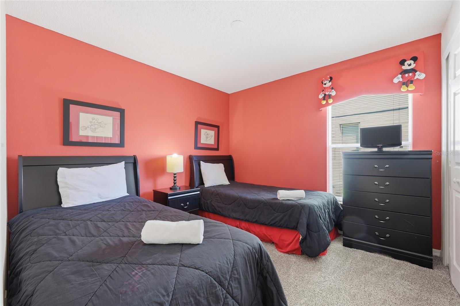 EMERALD ISLAND RESORT PH 4 - Residential