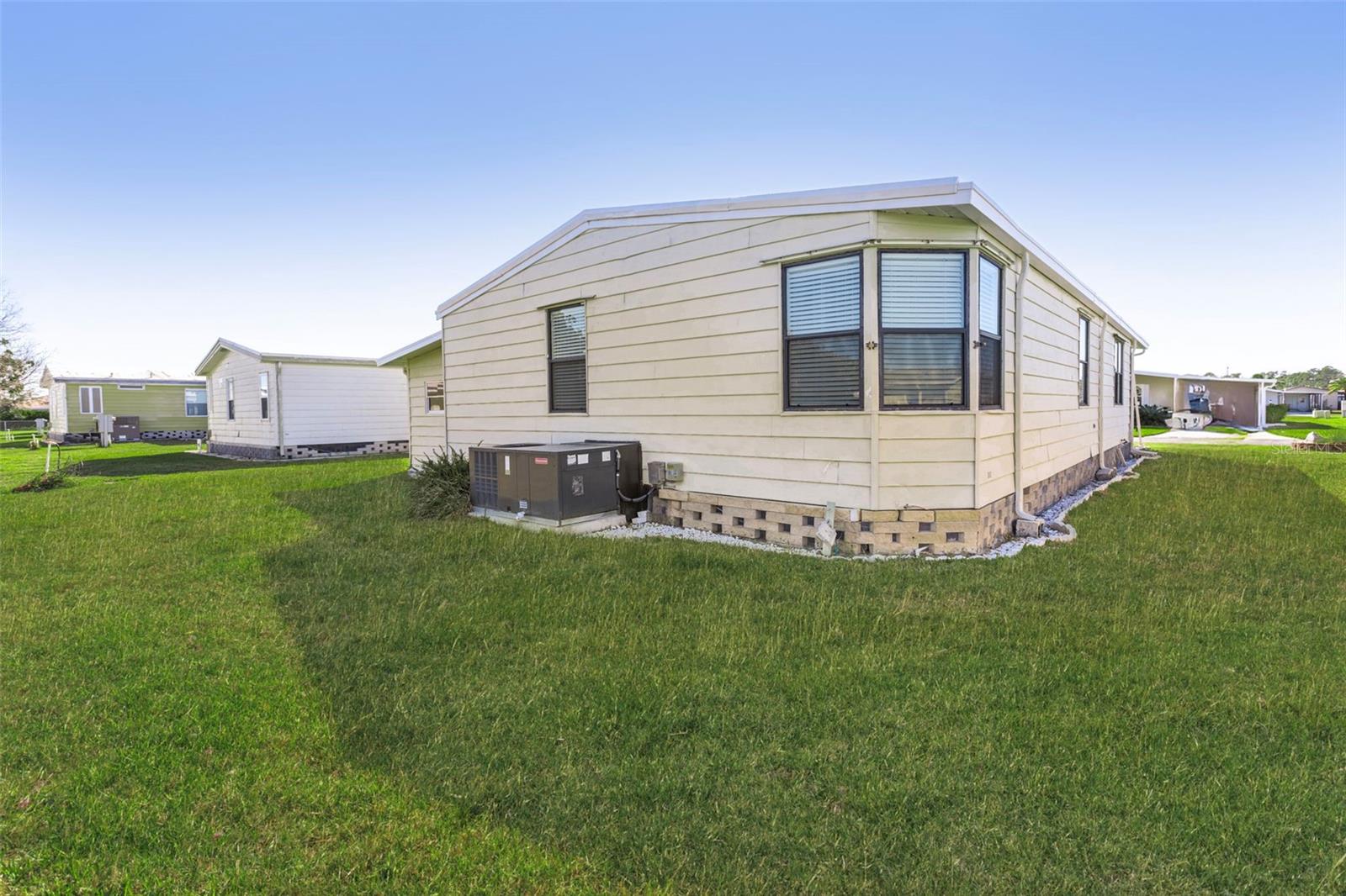 LA CASA MHP CO-OP - Residential