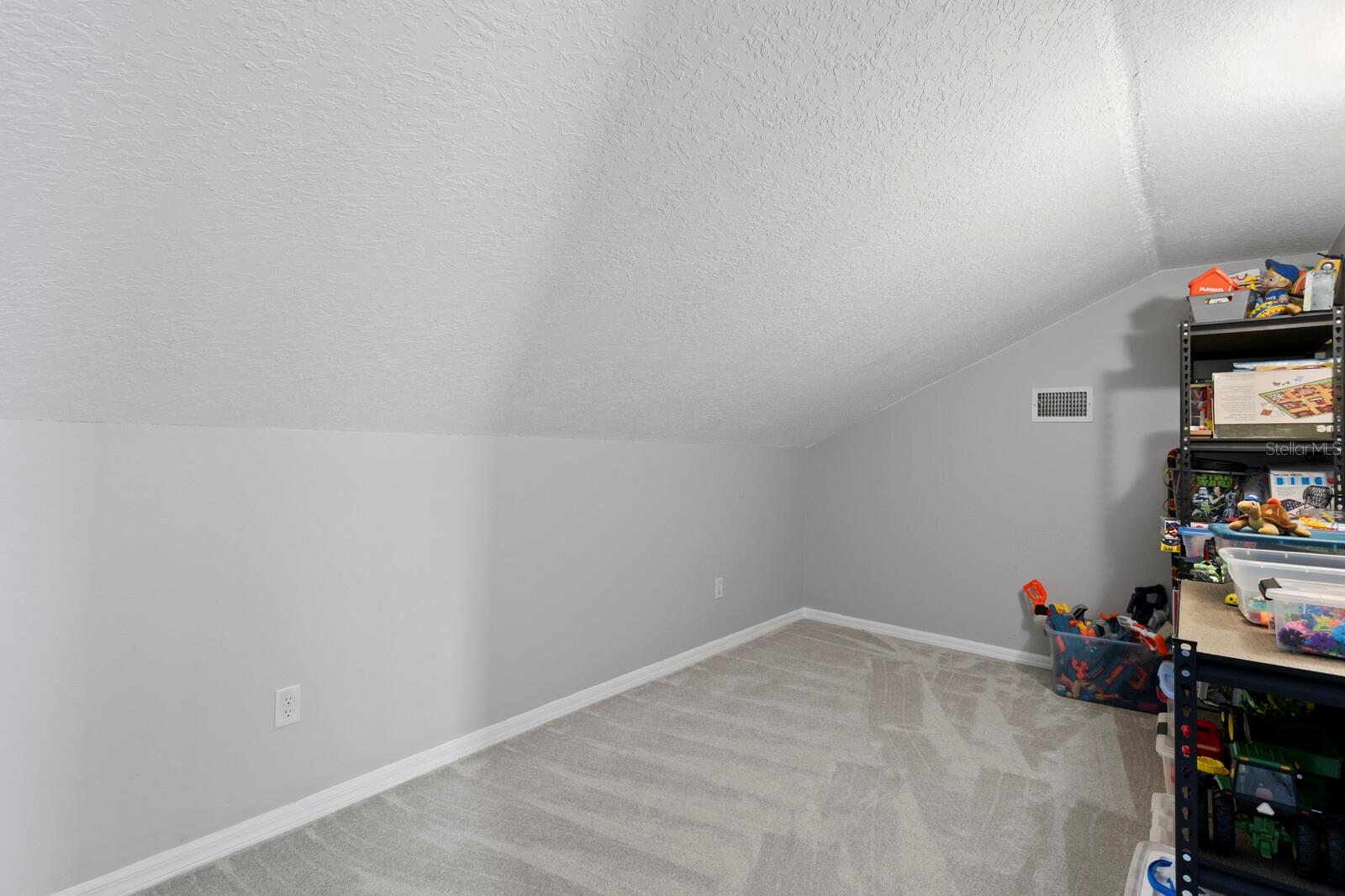 VALENCIA GARDENS PH 1 - Residential
