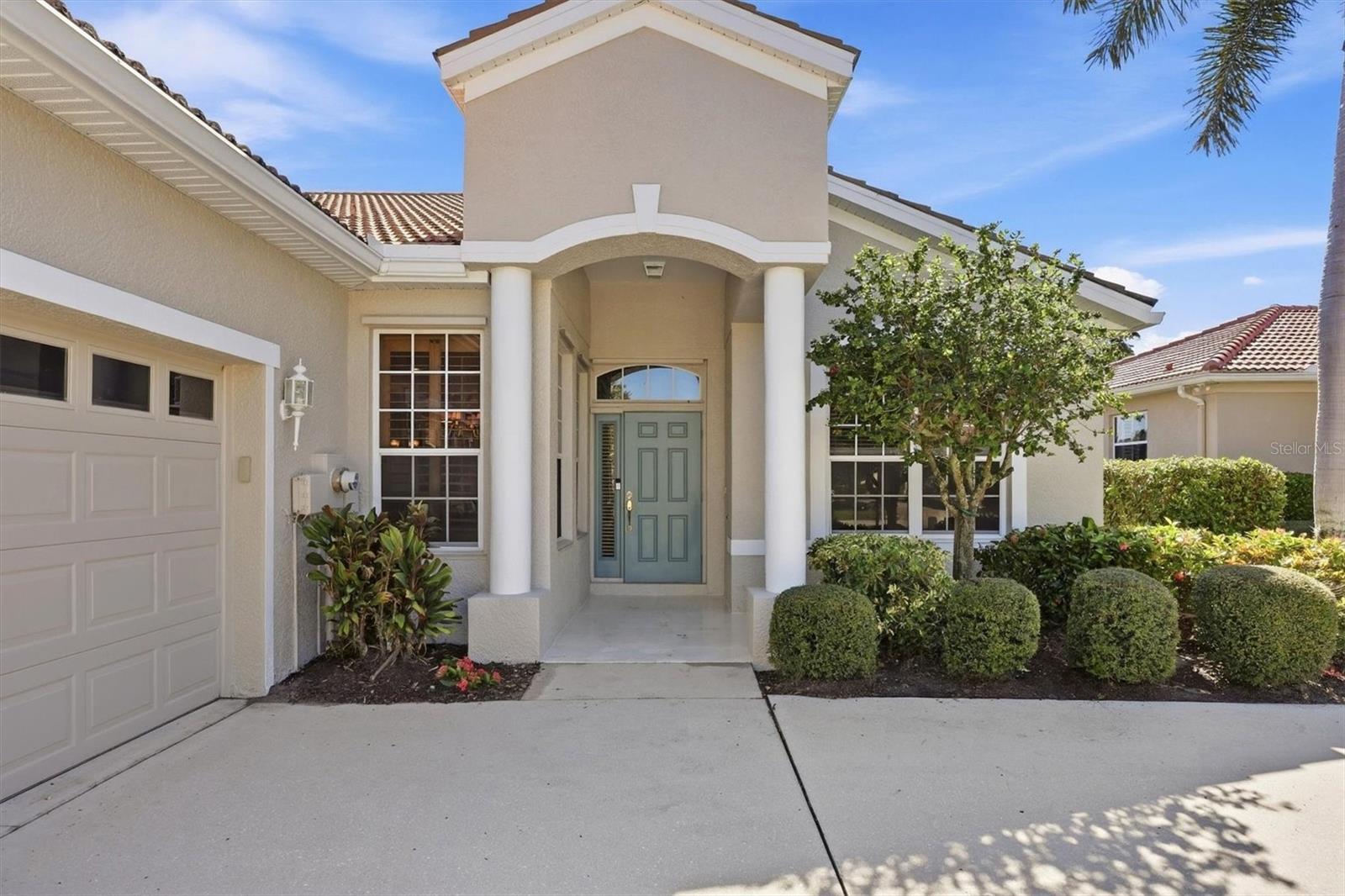 8138 VICTORIA FALLS CIRCLE