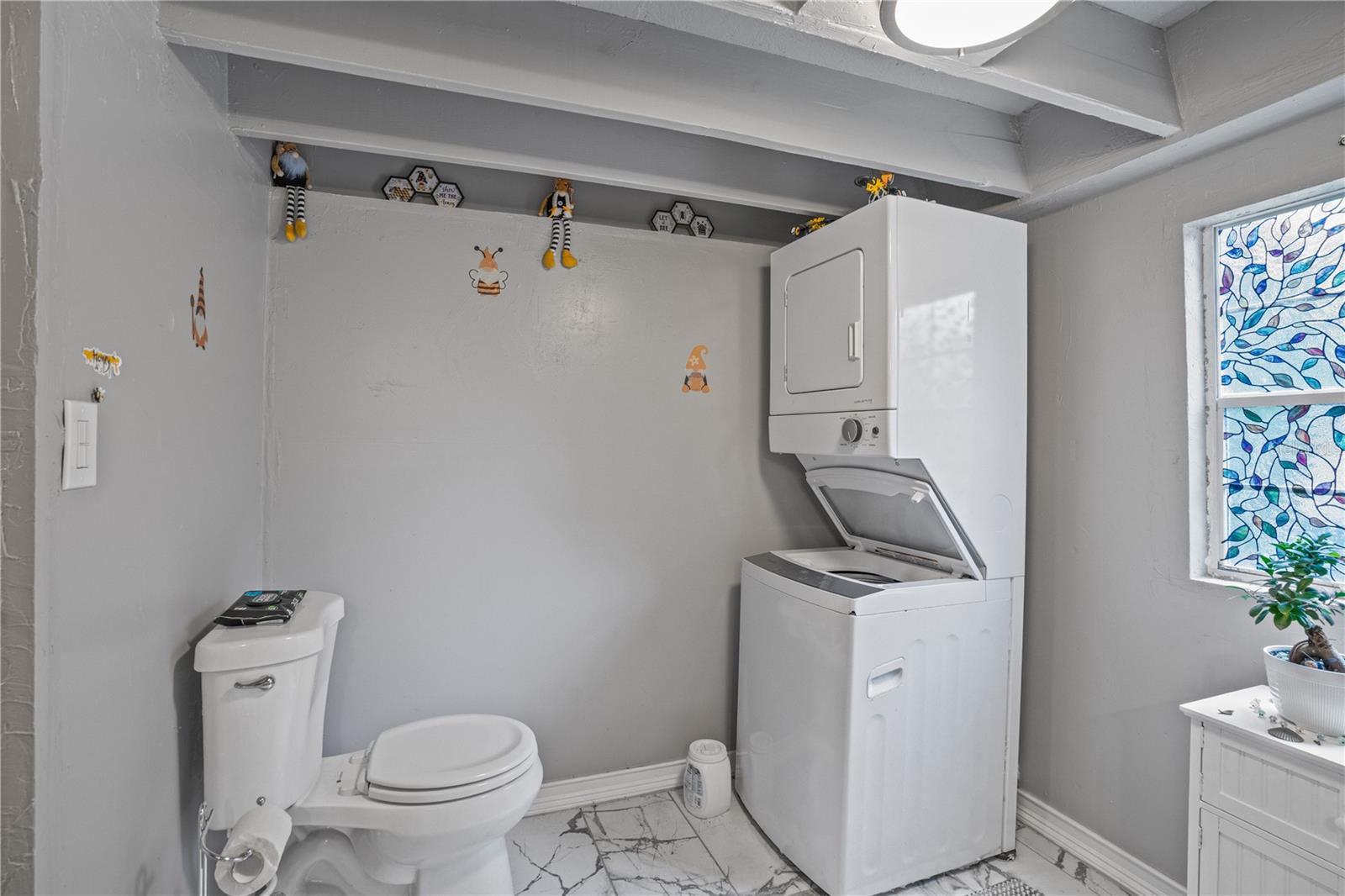 MOON LAKE ESTATES - Land