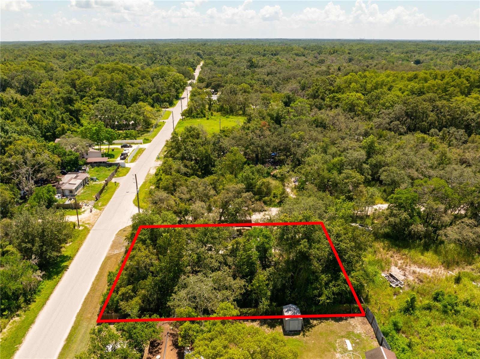 MOON LAKE ESTATES - Land