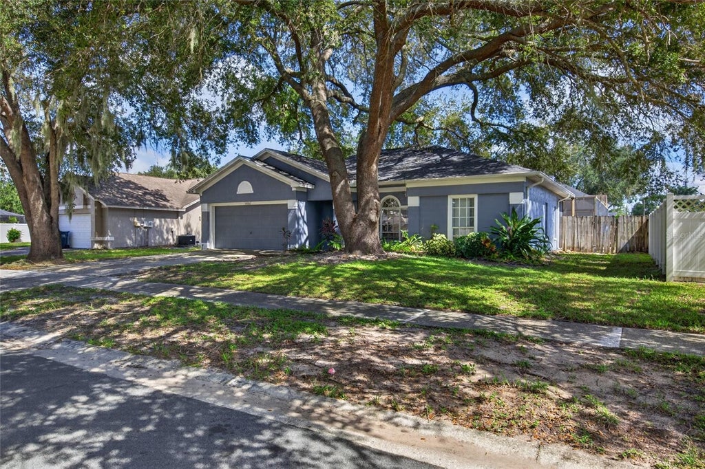 Photo of 10306 Early Mist Lane, Riverview, FL 33569 (MLS # TB8557716)