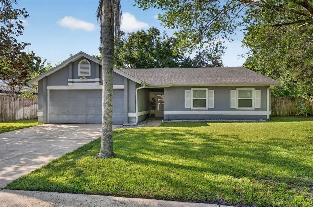 Photo of 1022 Ward Circle, Oviedo, FL 32765 (MLS # O6435121)