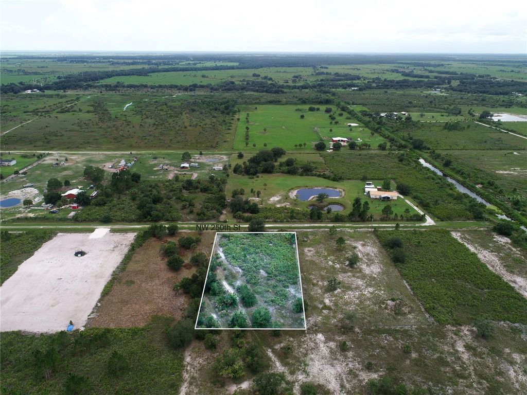 Photo of 18235 NW 250th Street, Okeechobee, FL 34972 (MLS # A4688344)