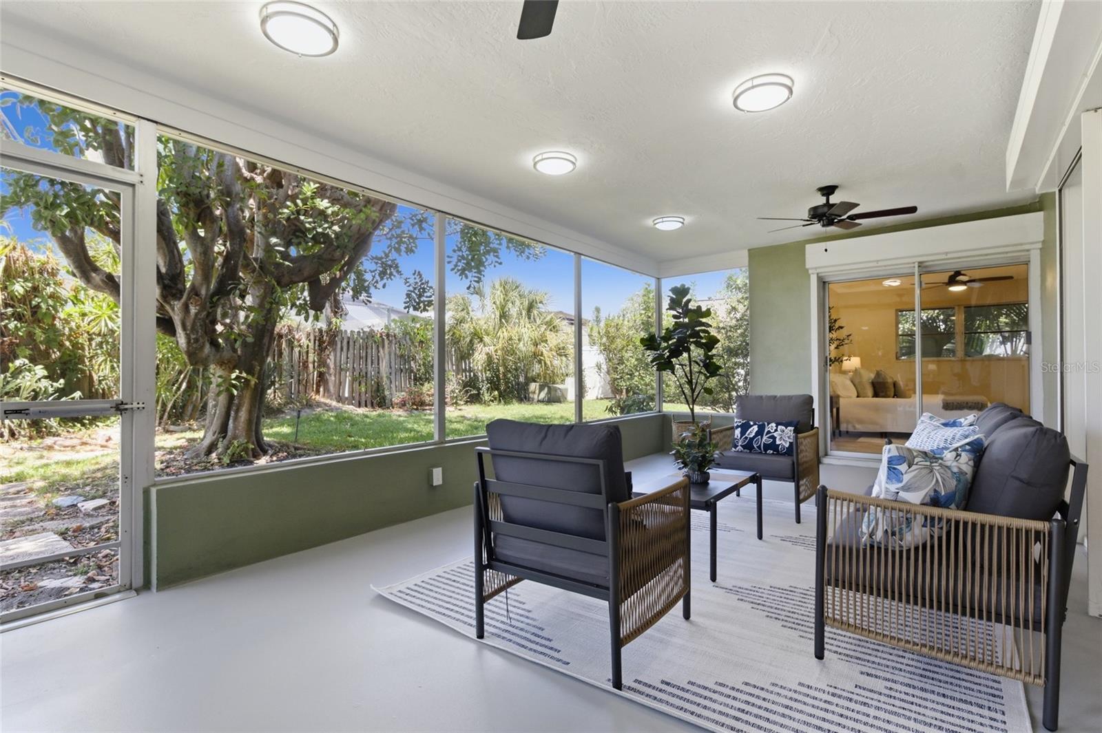 OAKHURST PARK 1ST ADD - Residential