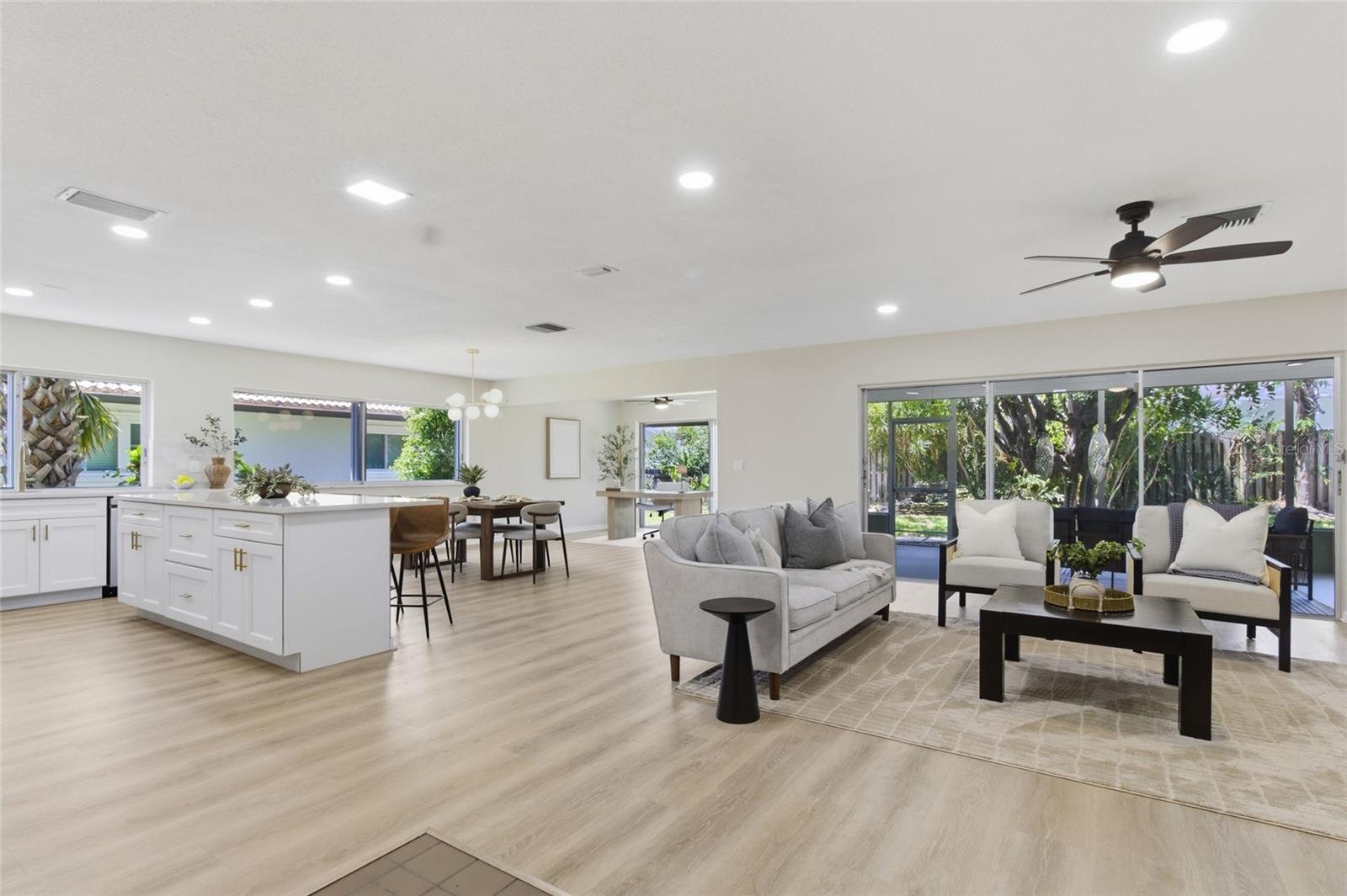OAKHURST PARK 1ST ADD - Residential
