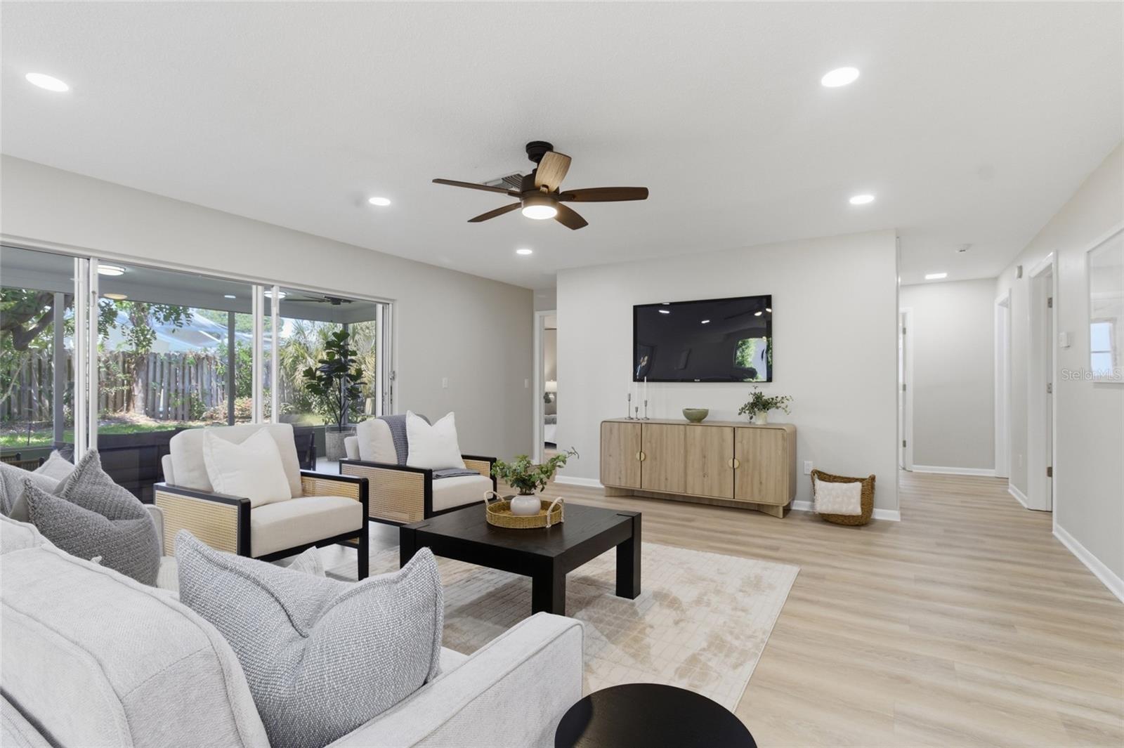 OAKHURST PARK 1ST ADD - Residential