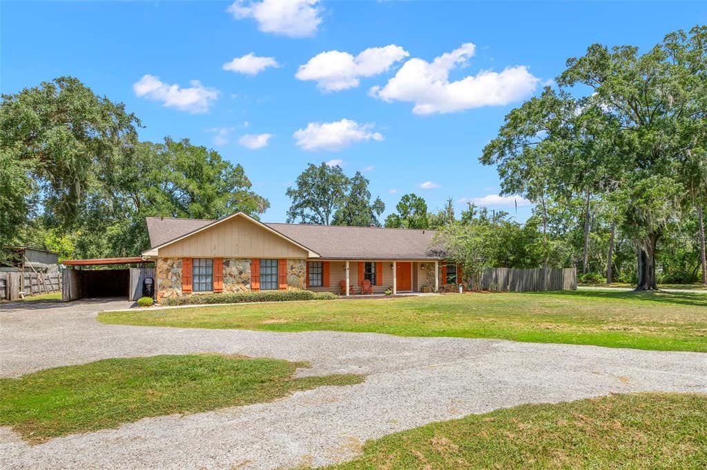 Photo of 27907 Quail View Lane, Wesley Chapel, FL 33544 (MLS # TB8539370)