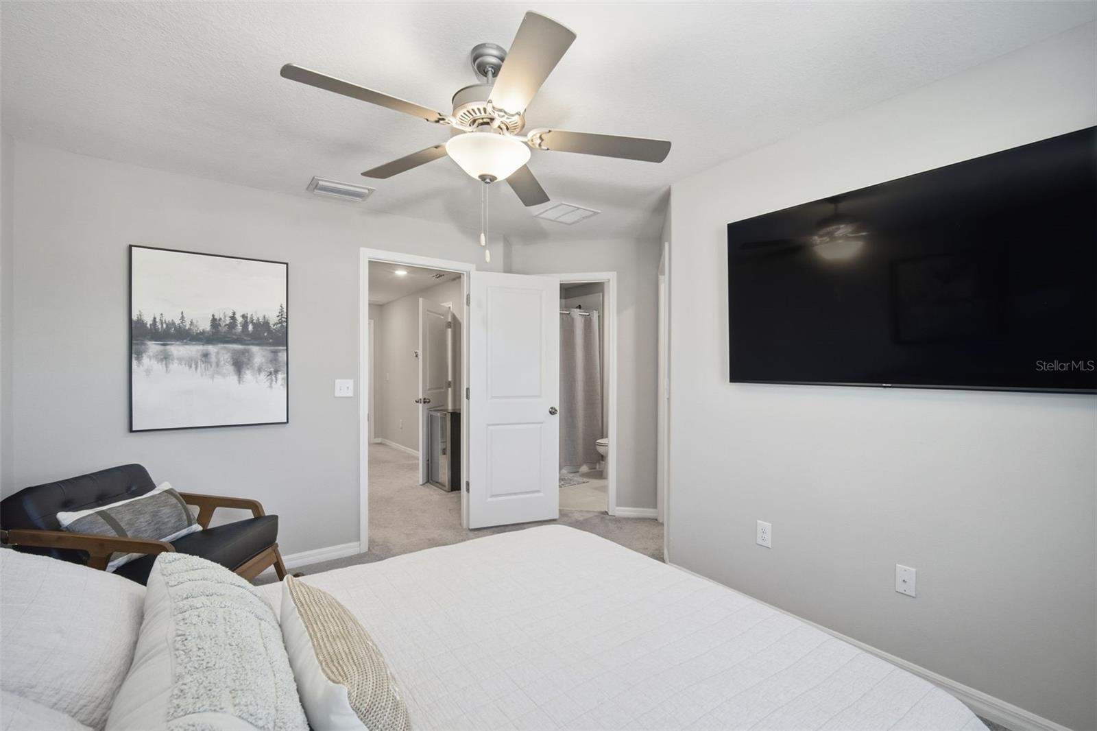 WILLOW SQUARE TWNHMS - Residential