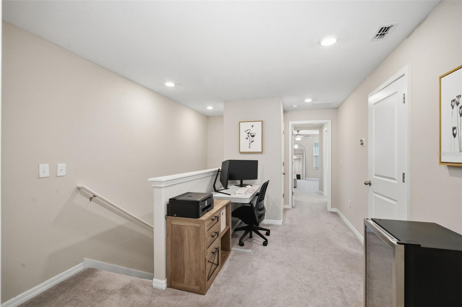 WILLOW SQUARE TWNHMS - Residential