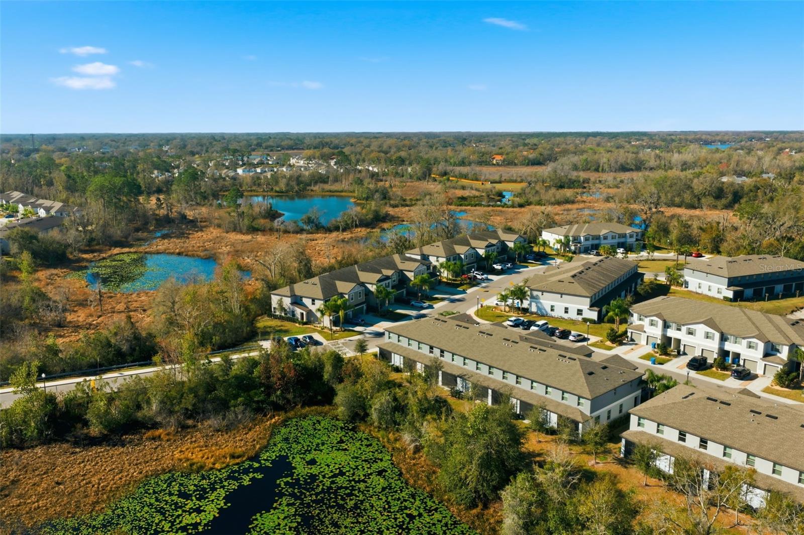 WILLOW SQUARE TWNHMS - Residential