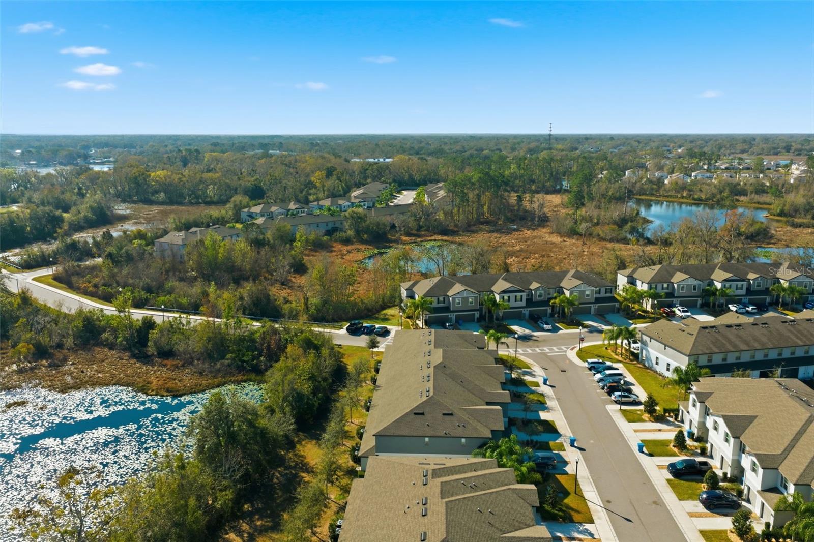 WILLOW SQUARE TWNHMS - Residential