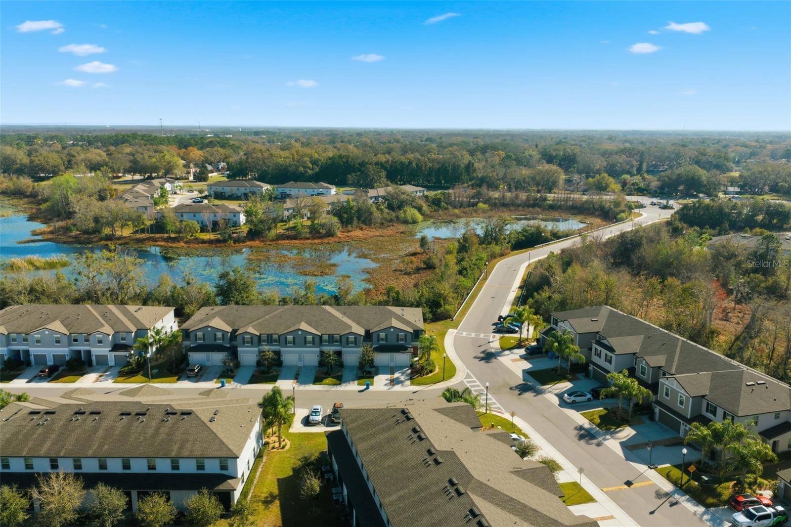 WILLOW SQUARE TWNHMS - Residential