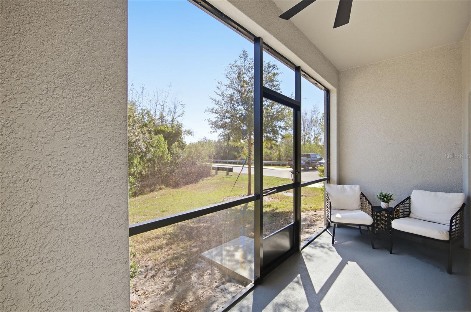 WILLOW SQUARE TWNHMS - Residential