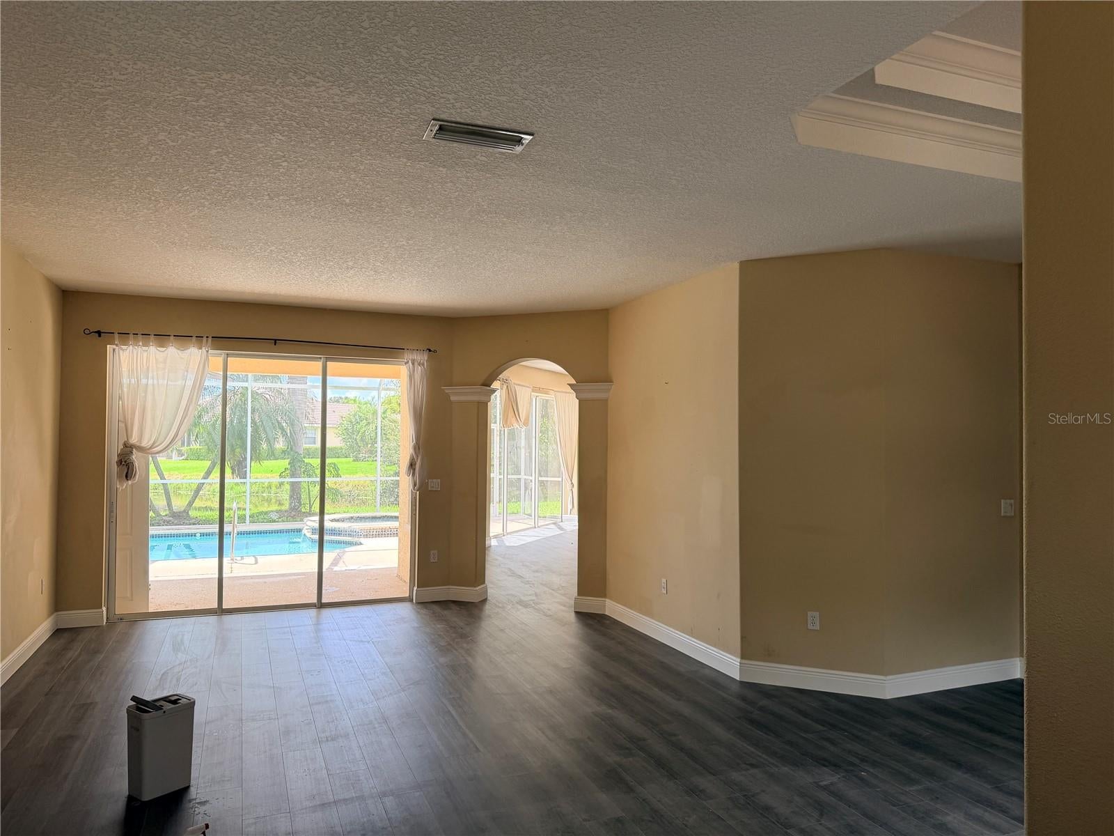 4621 SWEETMEADOW CIRCLE