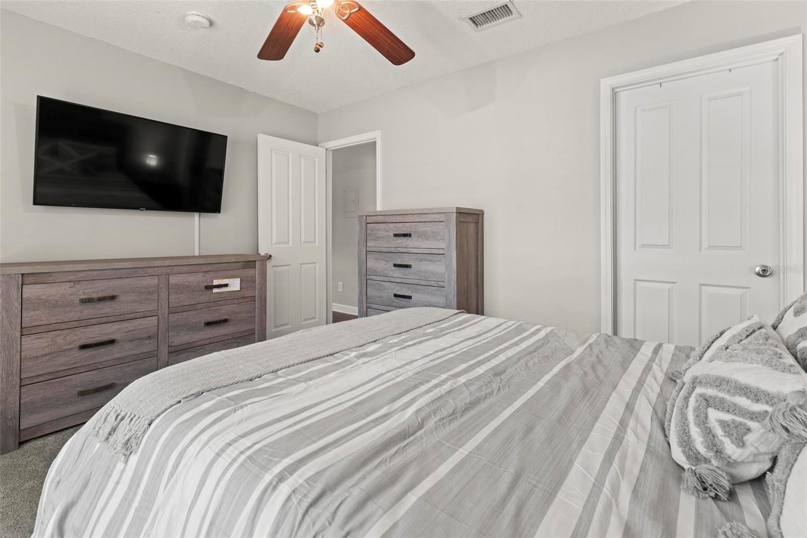 SIENNA PLACE CONDO - Residential