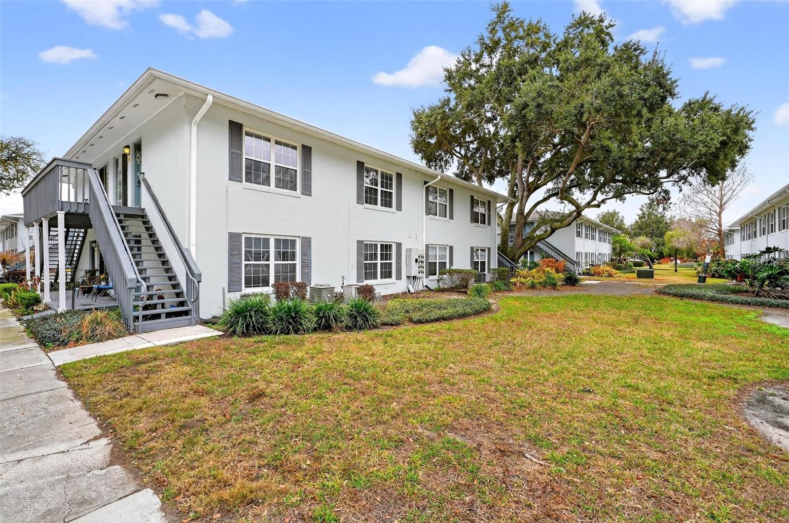 SIENNA PLACE CONDO - Residential