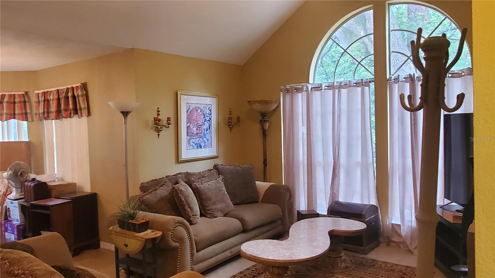 HIDDEN SPGS CONDO - Residential