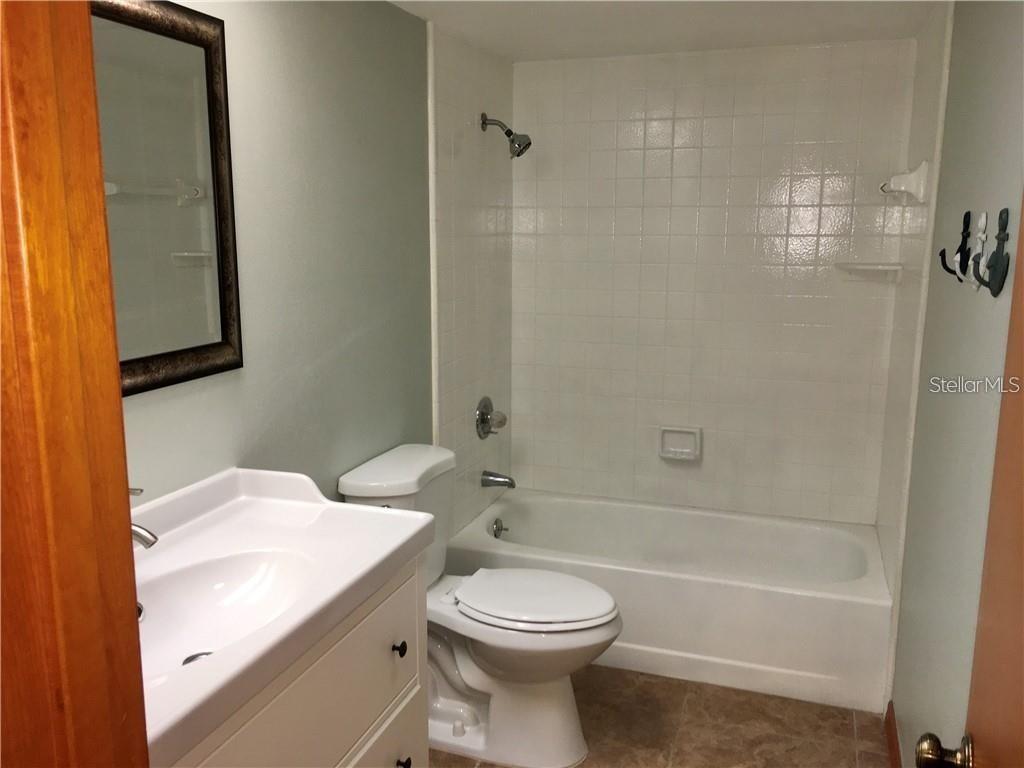 EUSTIS CENTURY OAK ESTATES ADD 02 - Residential