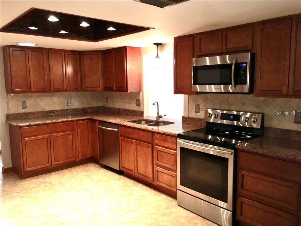 EUSTIS CENTURY OAK ESTATES ADD 02 - Residential