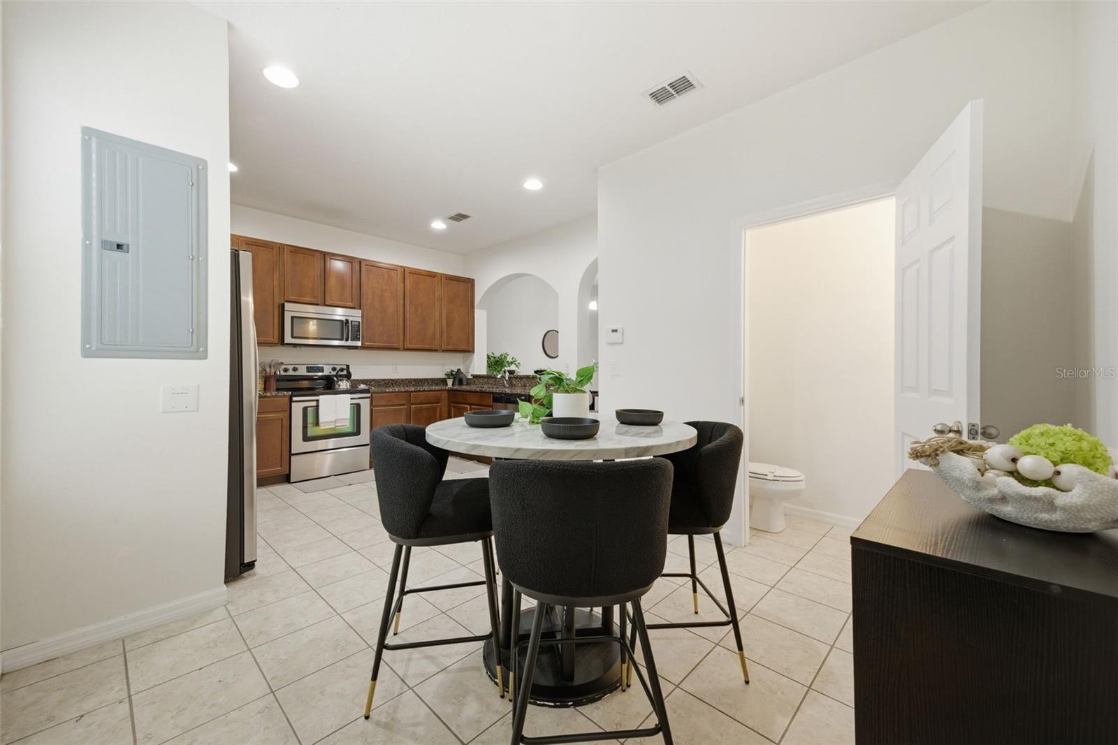 HAMPTON LAKES AT MAIN STREET - Residential