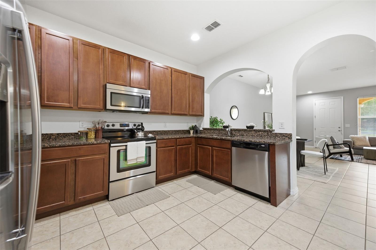 HAMPTON LAKES AT MAIN STREET - Residential