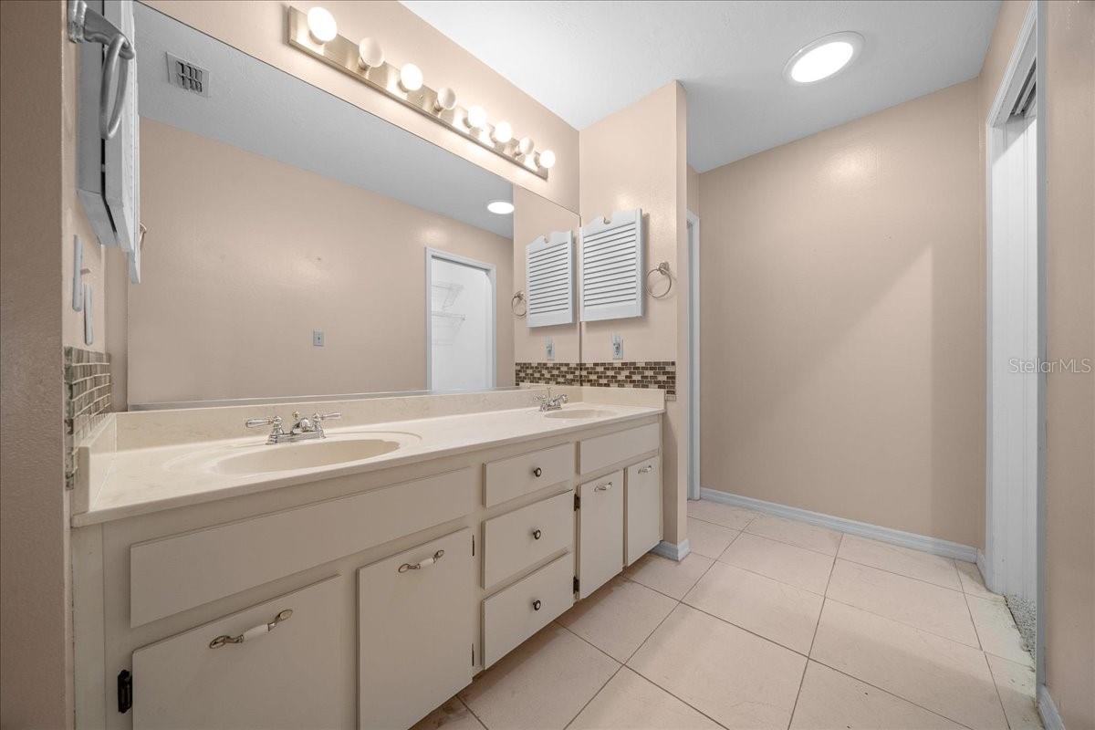 FOX MEADOW 02 - Residential