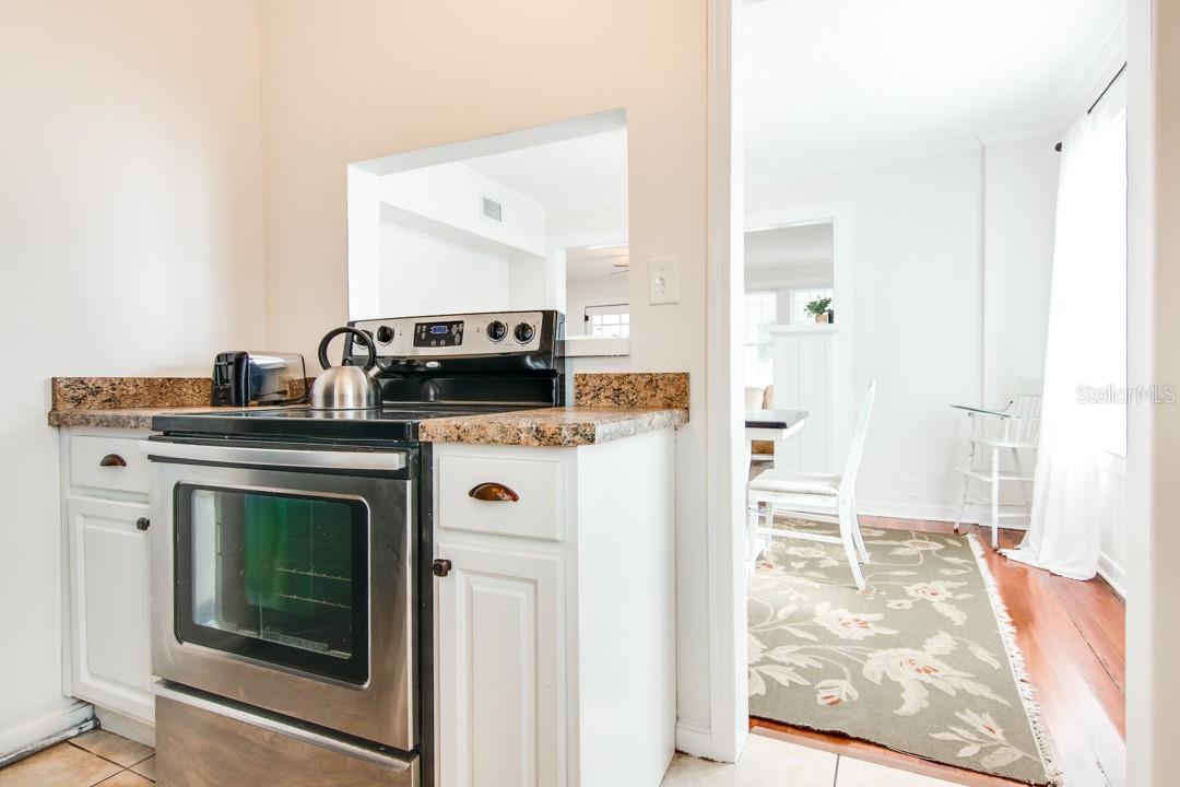 DIXIELAND REV - Residential