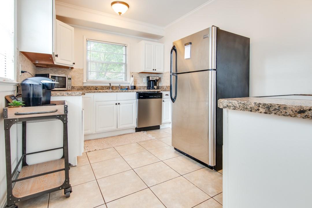 DIXIELAND REV - Residential