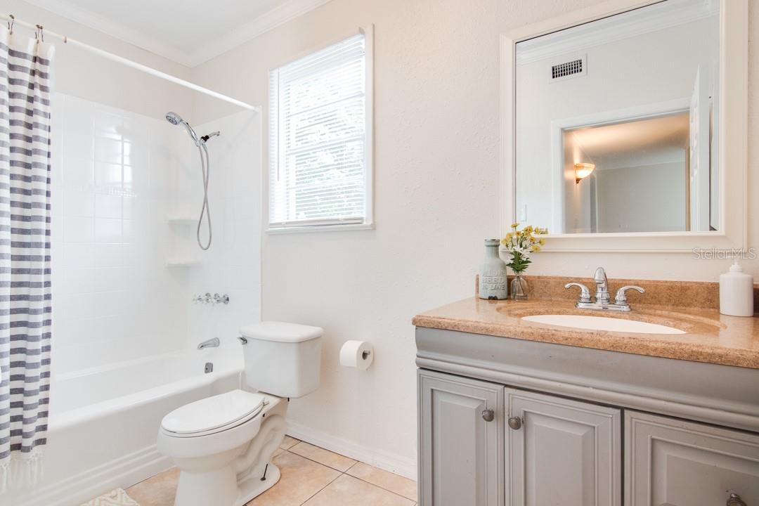 DIXIELAND REV - Residential